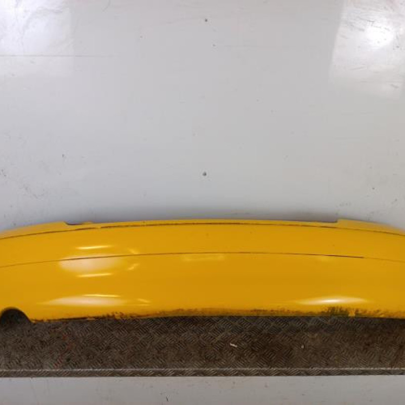 Pare choc arriere RENAULT MEGANE 1 Pare choc arriere RENAULT MEGANE 1