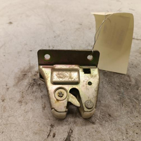 Serrure de hayon PEUGEOT 205