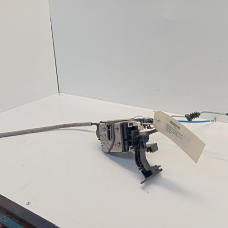 Serrure avant droit MERCEDES CLASSE A 176