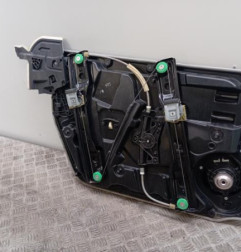 Leve vitre electrique avant droit MERCEDES CLASSE A 176