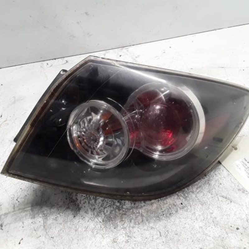 Feu arriere principal droit (feux) MAZDA 3 1 Feu arriere principal droit (feux) MAZDA 3 1