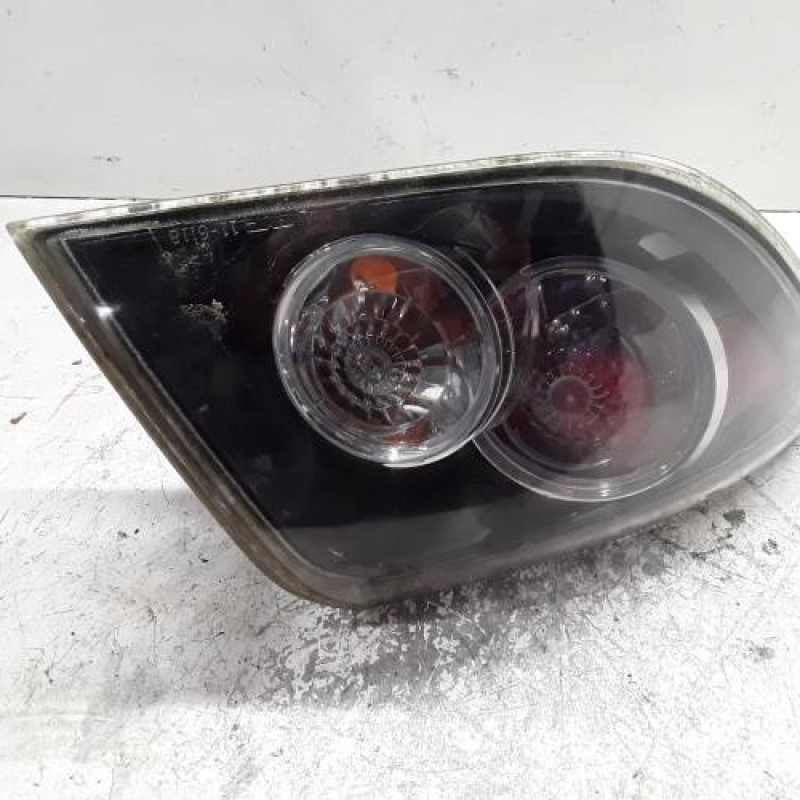Feu arriere principal gauche (feux) MAZDA 3 1 Feu arriere principal gauche (feux) MAZDA 3 1