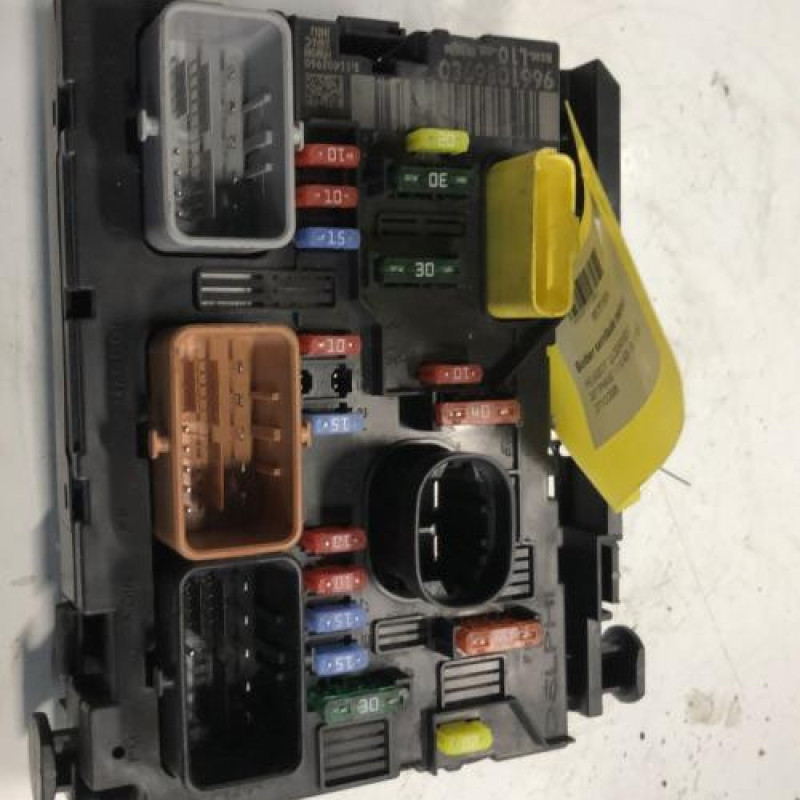 Boitier servitude moteur (BSM) PEUGEOT 207