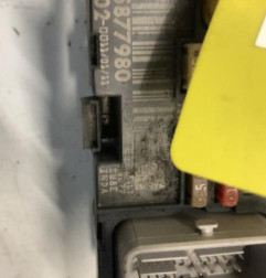 Boitier servitude moteur (BSM) PEUGEOT 3008 1