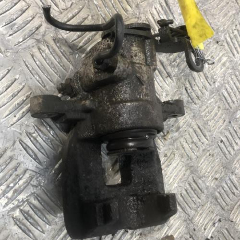 Etrier arriere droit (freinage) CITROEN C4 1 Etrier arriere droit (freinage) CITROEN C4 1