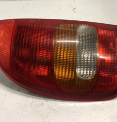 Feu arriere principal gauche (feux) OPEL CORSA B Photo n°1