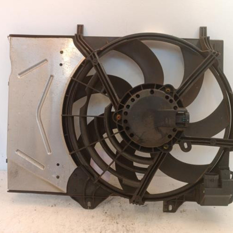 Moto ventilateur radiateur PEUGEOT 2008 1 Moto ventilateur radiateur PEUGEOT 2008 1