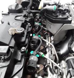 Moteur CITROEN C4 PICASSO 1 Photo n°5
