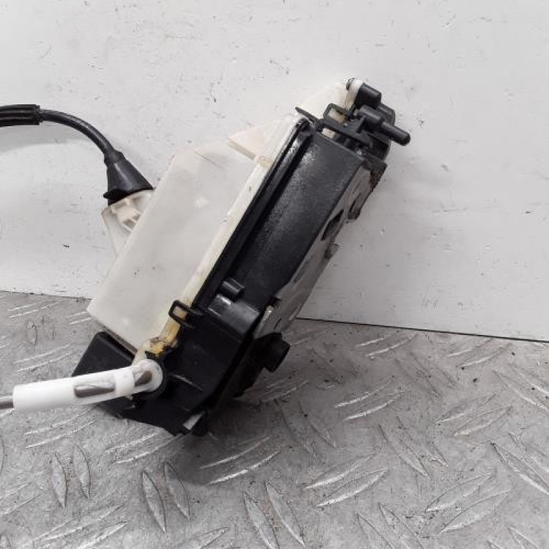 Serrure arriere gauche CITROEN C4 2 Serrure arriere gauche CITROEN C4 2
