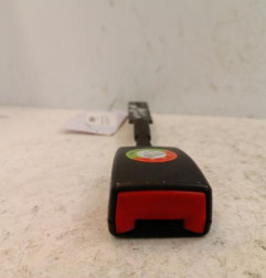 Attache ceinture avant droit VOLKSWAGEN CADDY 3