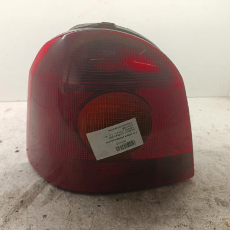 Feu arriere principal gauche (feux) RENAULT TWINGO 1 Feu arriere principal gauche (feux) RENAULT TWINGO 1
