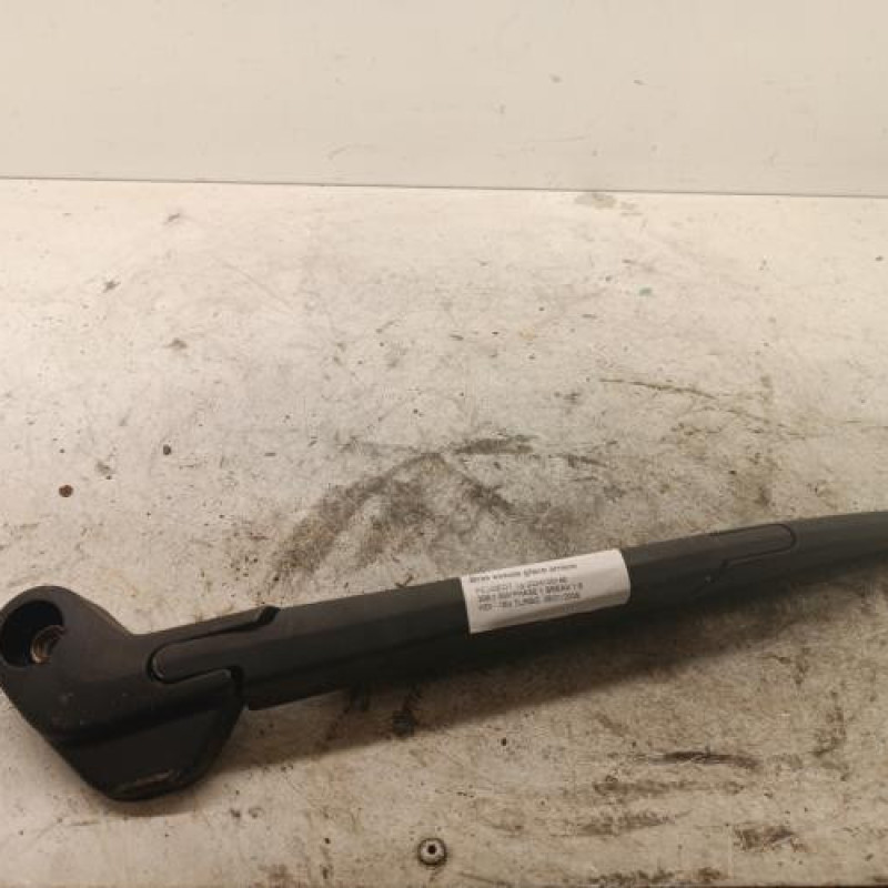 Bras essuie glace arriere PEUGEOT 308 1 SW Bras essuie glace arriere PEUGEOT 308 1 SW
