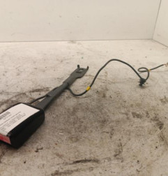 Attache ceinture avant gauche PEUGEOT 308 1 SW Photo n°1
