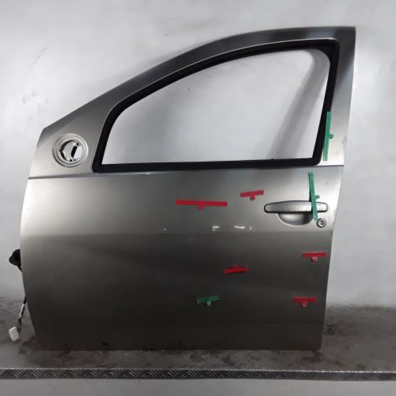 Porte avant gauche DACIA DUSTER 1 Porte avant gauche DACIA DUSTER 1