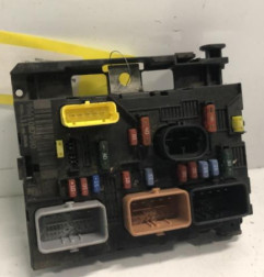 Boitier servitude moteur (BSM) PEUGEOT 307
