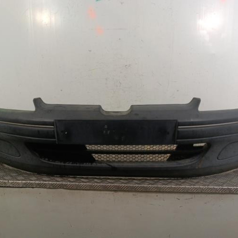 Pare choc avant PEUGEOT 106 Pare choc avant PEUGEOT 106
