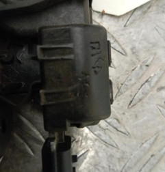 Serrure de hayon DACIA DUSTER 1