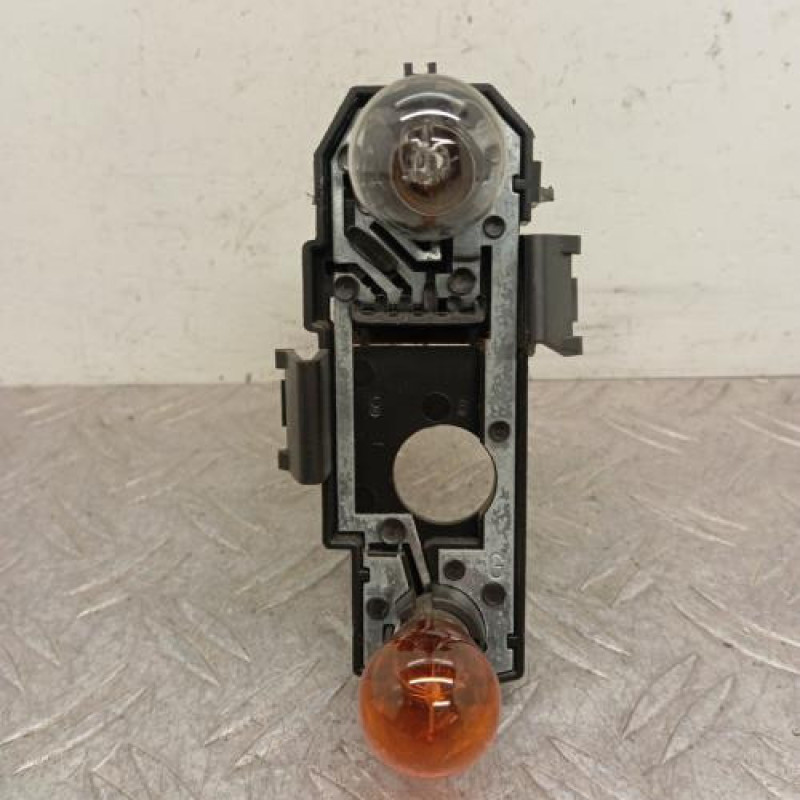 Platine feu arriere gauche PEUGEOT 406 Platine feu arriere gauche PEUGEOT 406