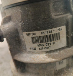 Pompe de direction PEUGEOT 308 1 SW Photo n°3