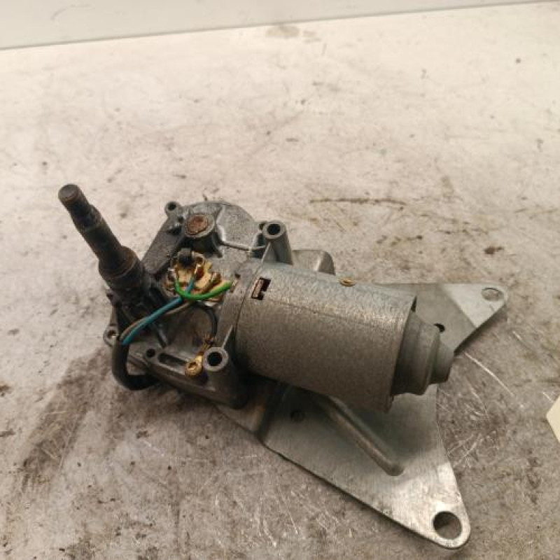 Moteur essuie glace arriere RENAULT TWINGO 1
