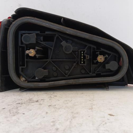 Feu arriere principal droit (feux) PEUGEOT 106