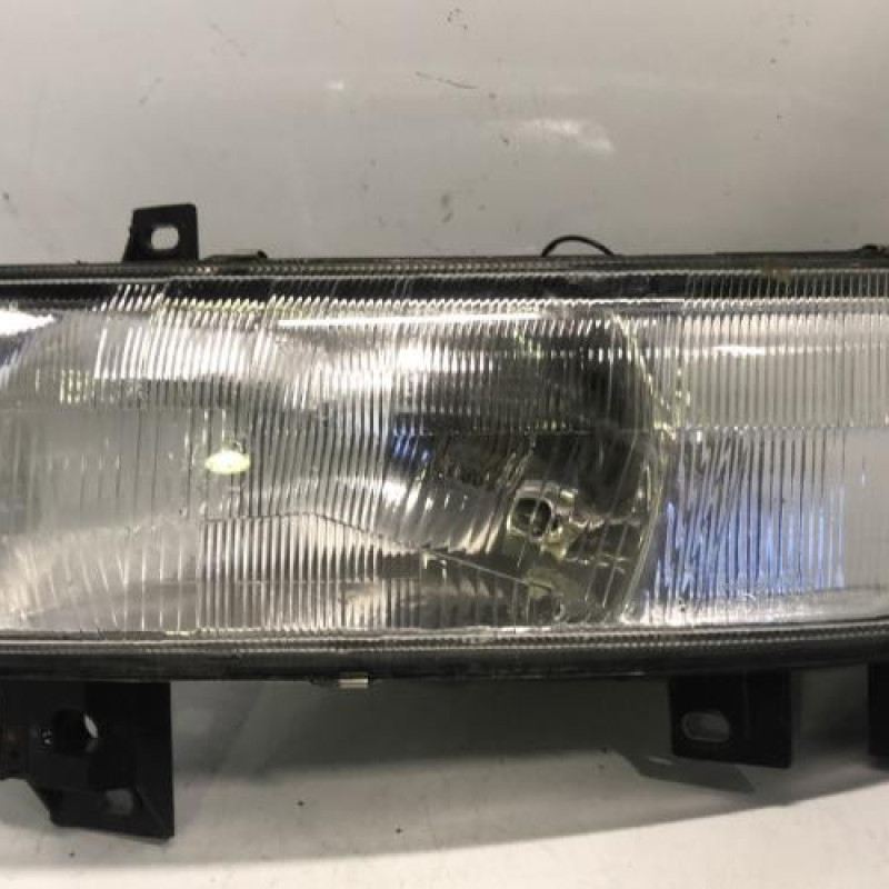 Optique avant principal gauche (feux)(phare) RENAULT MASTER 2