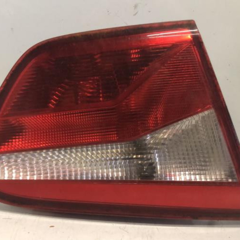 Feu arriere secondaire gauche (feux) SEAT IBIZA 4 Feu arriere secondaire gauche (feux) SEAT IBIZA 4