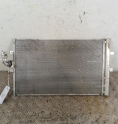 Radiateur clim RENAULT MEGANE 5 Photo n°1
