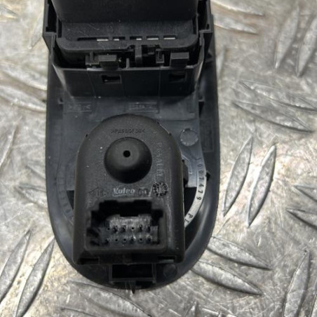 Interrupteur de leve vitre avant gauche RENAULT MASTER 3