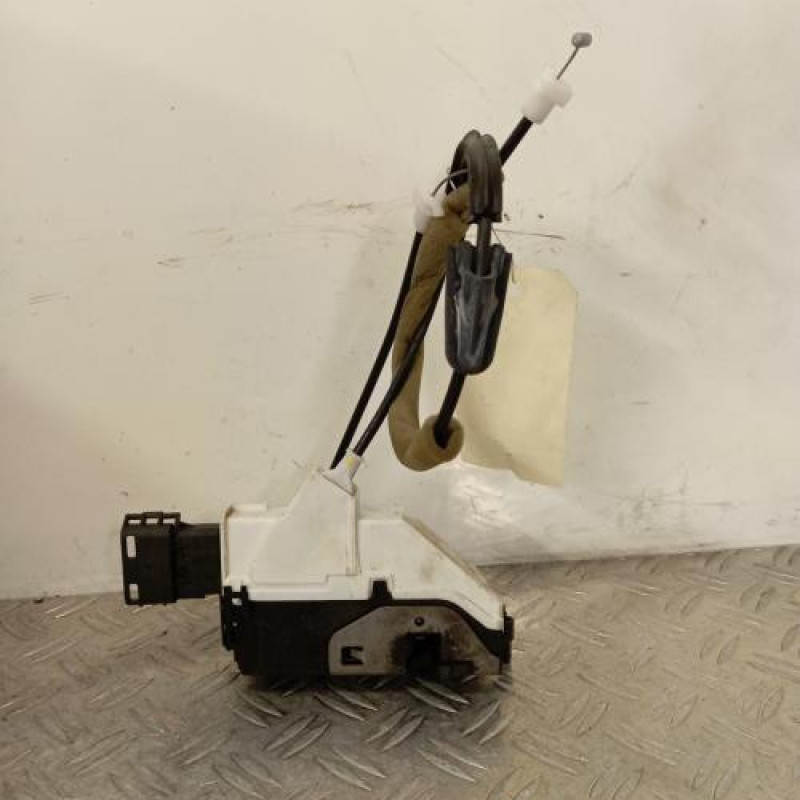 Serrure avant droit CITROEN BERLINGO 2