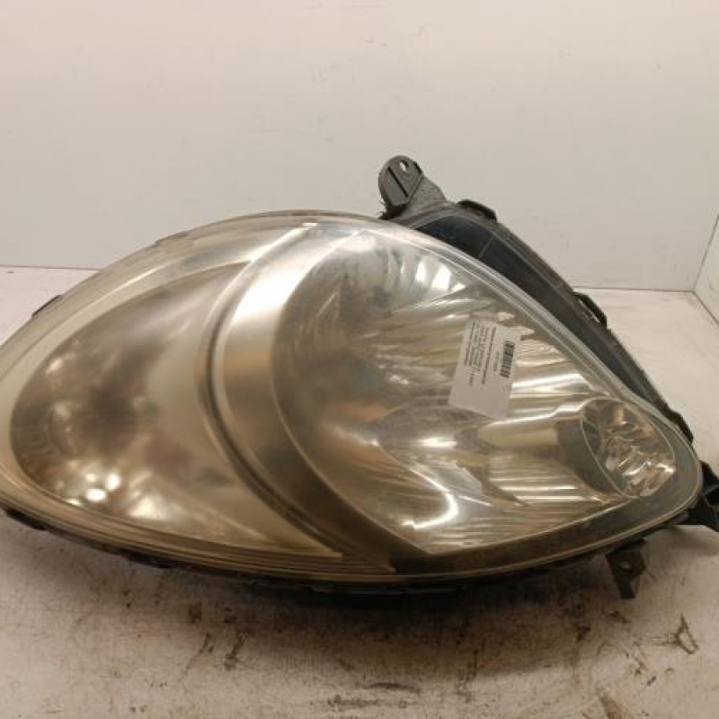 Optique avant principal gauche (feux)(phare) TOYOTA YARIS VERSO