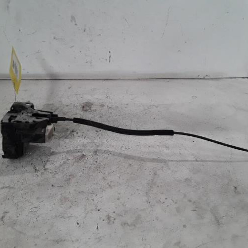 Serrure avant droit RENAULT CLIO 2 Serrure avant droit RENAULT CLIO 2