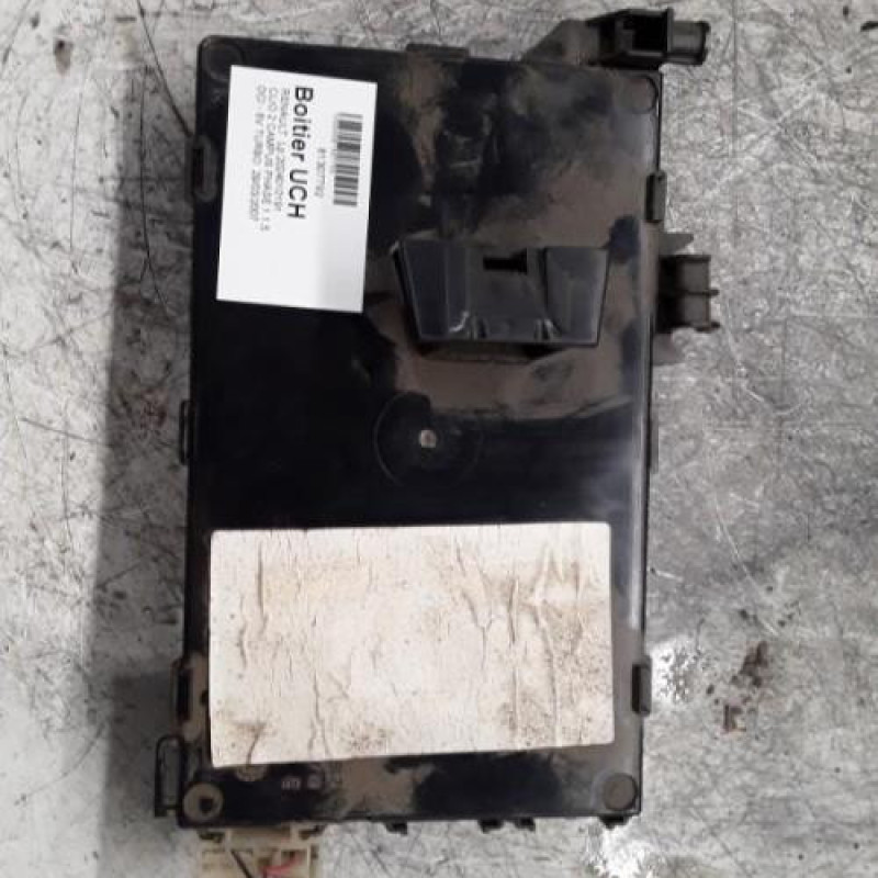 Boitier UCH RENAULT CLIO 2 CAMPUS Boitier UCH RENAULT CLIO 2 CAMPUS