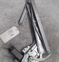 Leve vitre electrique avant gauche TOYOTA YARIS 1 Photo n°3