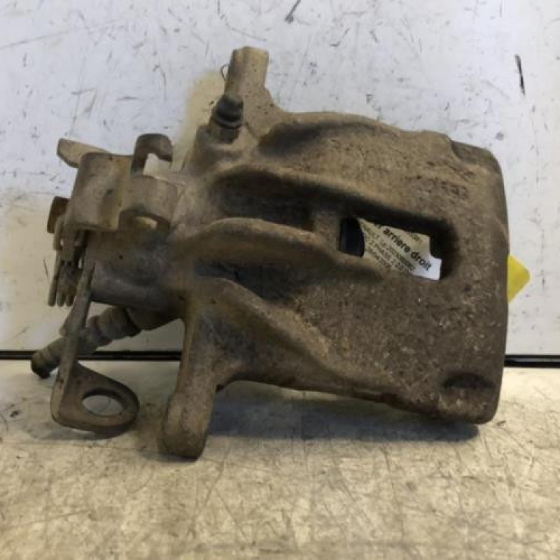 Etrier arriere droit (freinage) RENAULT TRAFIC 2