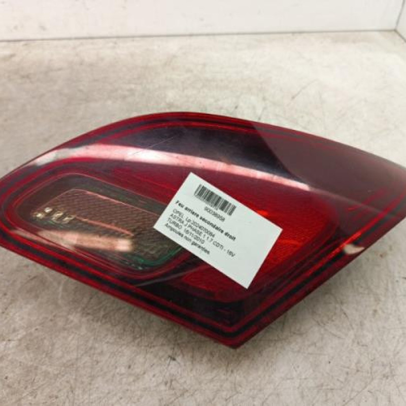 Feu arriere secondaire droit (feux) OPEL ASTRA J Feu arriere secondaire droit (feux) OPEL ASTRA J