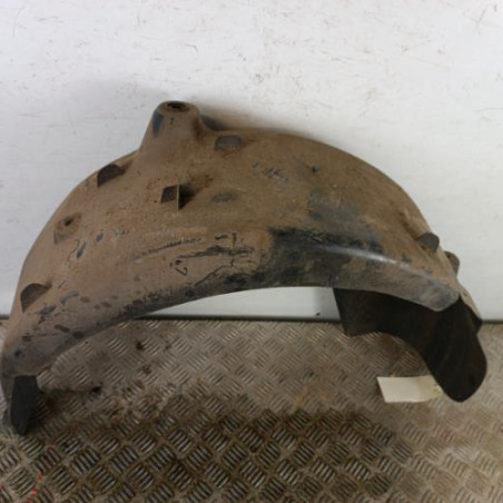 Pare boue arriere gauche PEUGEOT 208 1