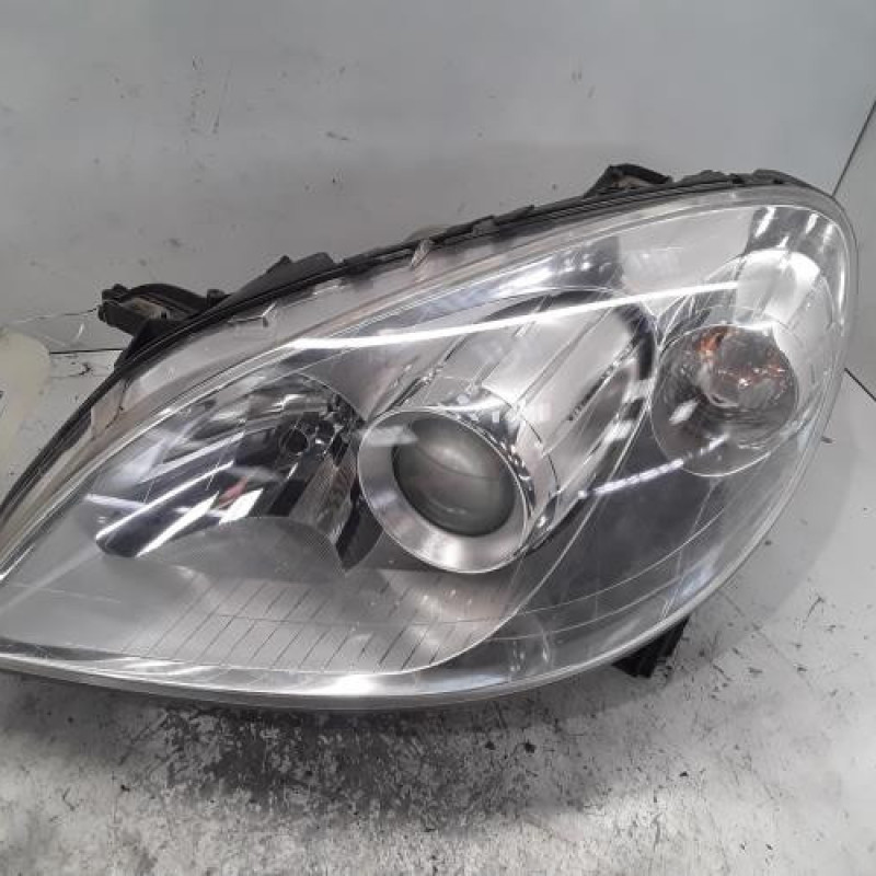 Optique avant principal gauche (feux)(phare) MERCEDES CLASSE B 245