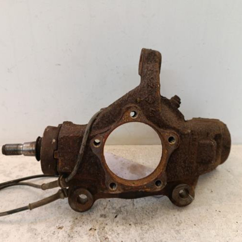 Moyeu avant droit FORD TRANSIT 4