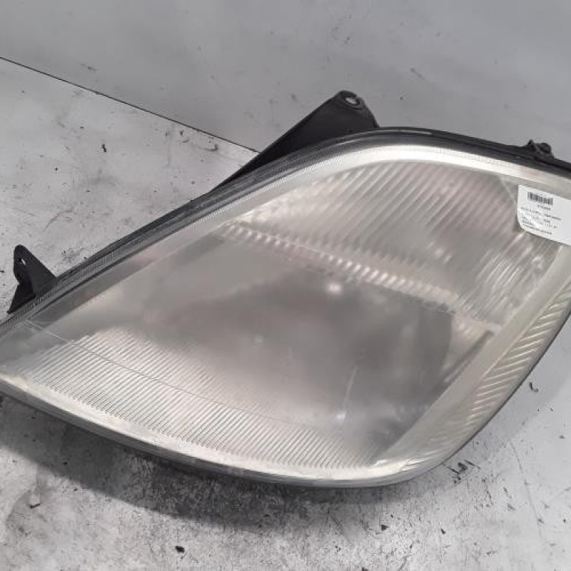 Optique avant principal gauche (feux)(phare) FORD FIESTA 5