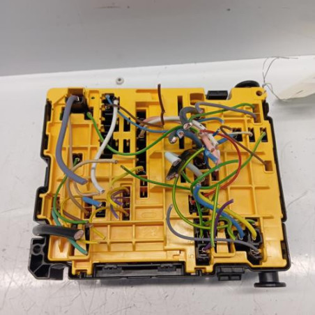 Boitier servitude moteur (BSM) PEUGEOT 2008 1