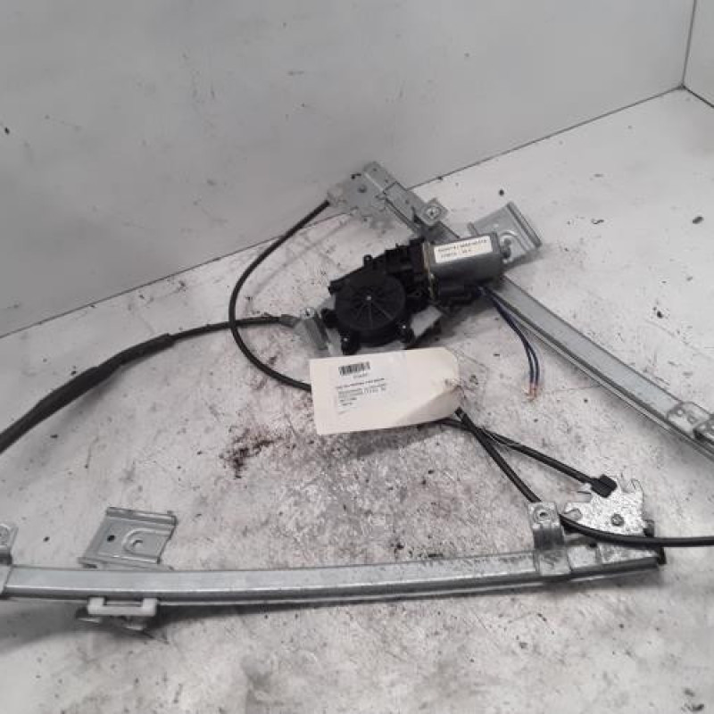 Leve vitre electrique avant gauche VOLKSWAGEN POLO 3