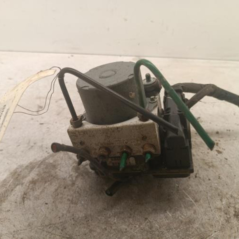 Bloc ABS (freins anti-blocage) RENAULT CLIO 2 Bloc ABS (freins anti-blocage) RENAULT CLIO 2