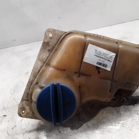 Vase d'expansion VOLKSWAGEN PASSAT 4 Photo n°1
