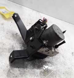 Bloc ABS (freins anti-blocage) TOYOTA COROLLA VERSO 2