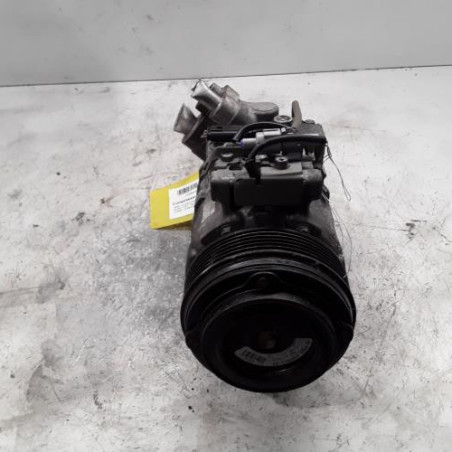 Compresseur clim BMW SERIE 1 E81 Photo n°1