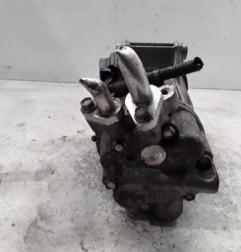Compresseur clim RENAULT CLIO 5 Photo n°3