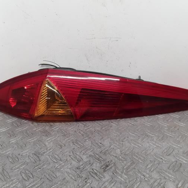 Feu arriere principal gauche (feux) FIAT PUNTO 2