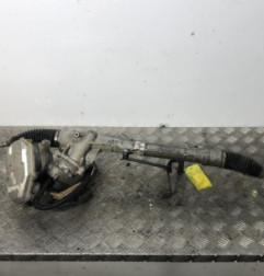Cremaillere assistee PEUGEOT 208 2 Photo n°4