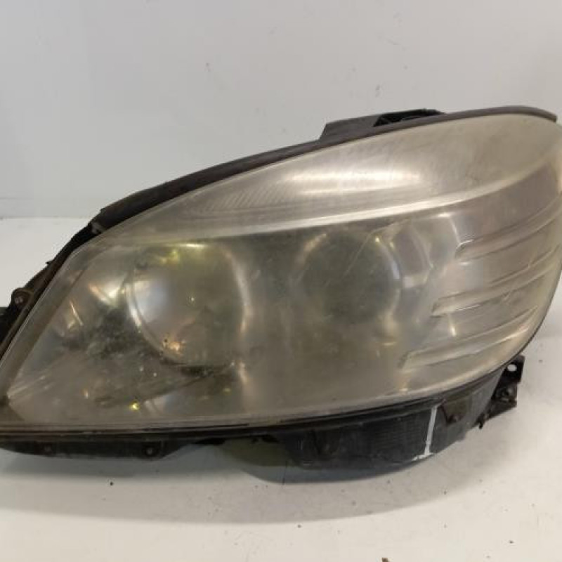 Optique avant principal gauche (feux)(phare) MERCEDES CLASSE C 204